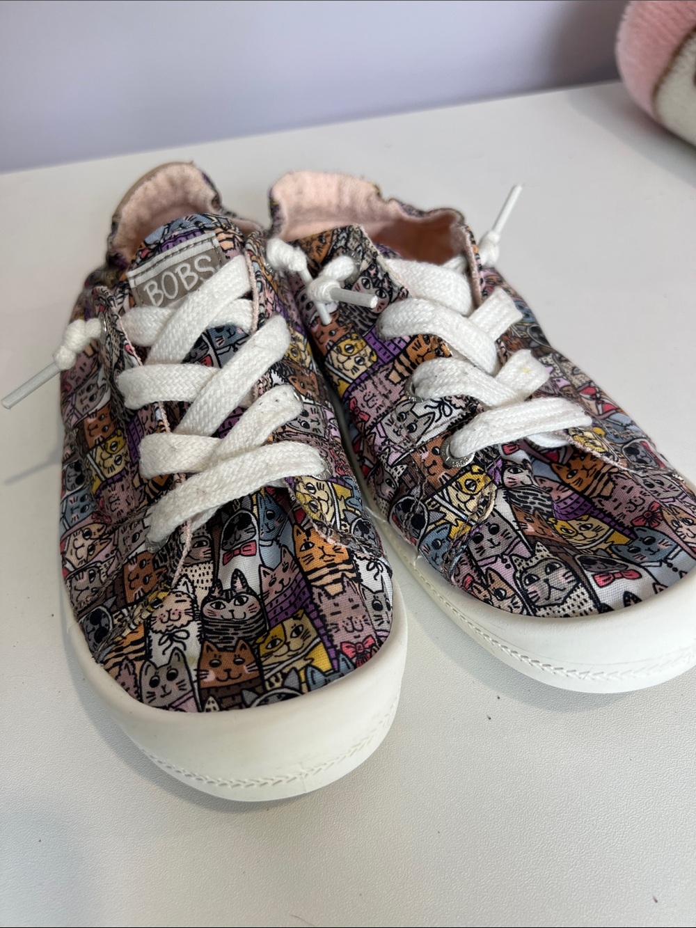 Skechers BOBS Womens Multi-Color Cat Print Sneakers